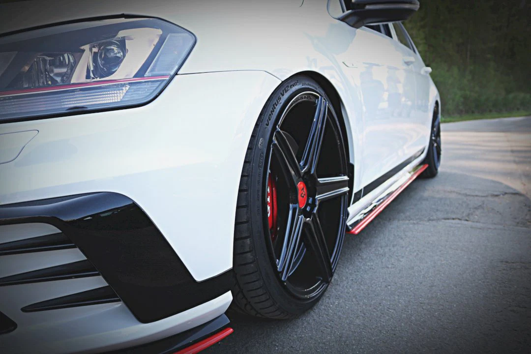 Maxton Design Side Skirts for Volkswagen Golf MK7 GTI Clubsport (2016-2017) - Image 2