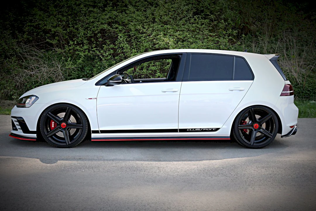 Maxton Design Side Skirts for Volkswagen Golf MK7 GTI Clubsport (2016-2017) - Image 4