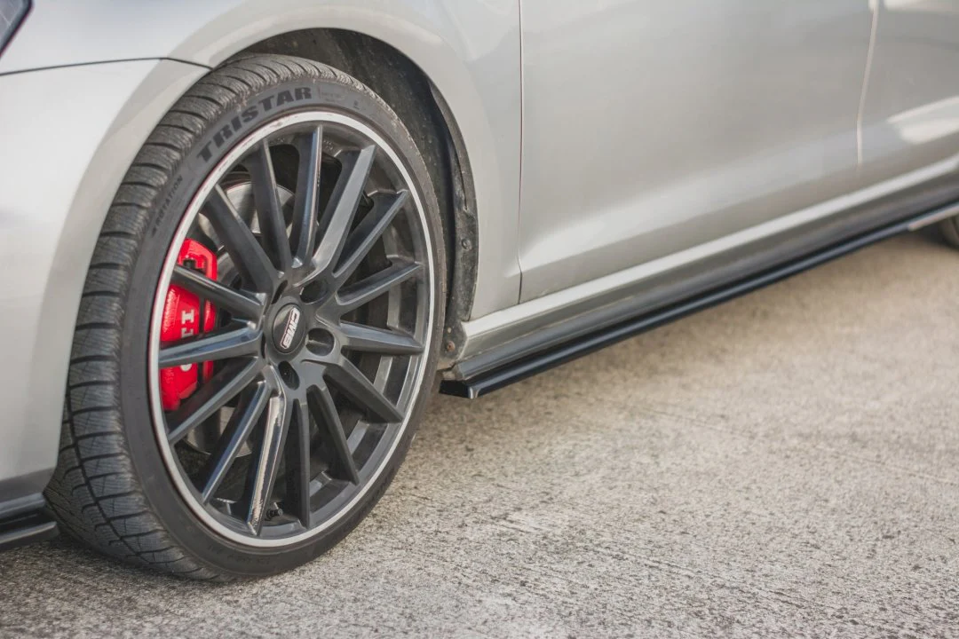 Maxton Design Side Skirts V.2 for Volkswagen Golf MK7 GTI (2013-2016) - Image 3
