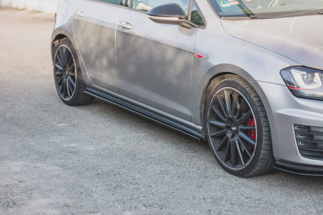 Maxton Design Side Skirts V.2 for Volkswagen Golf MK7 GTI (2013-2016) - Image 4