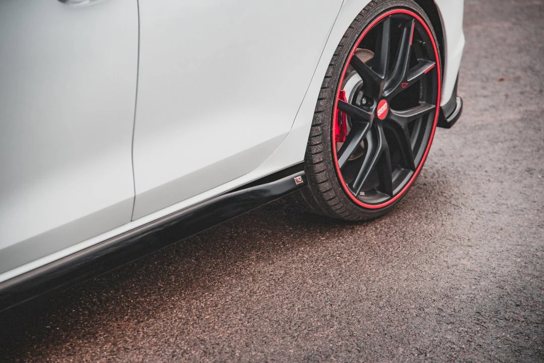 Maxton Design Side Skirts V.3 for Volkswagen Golf MK8 GTI (2020+) - Image 3