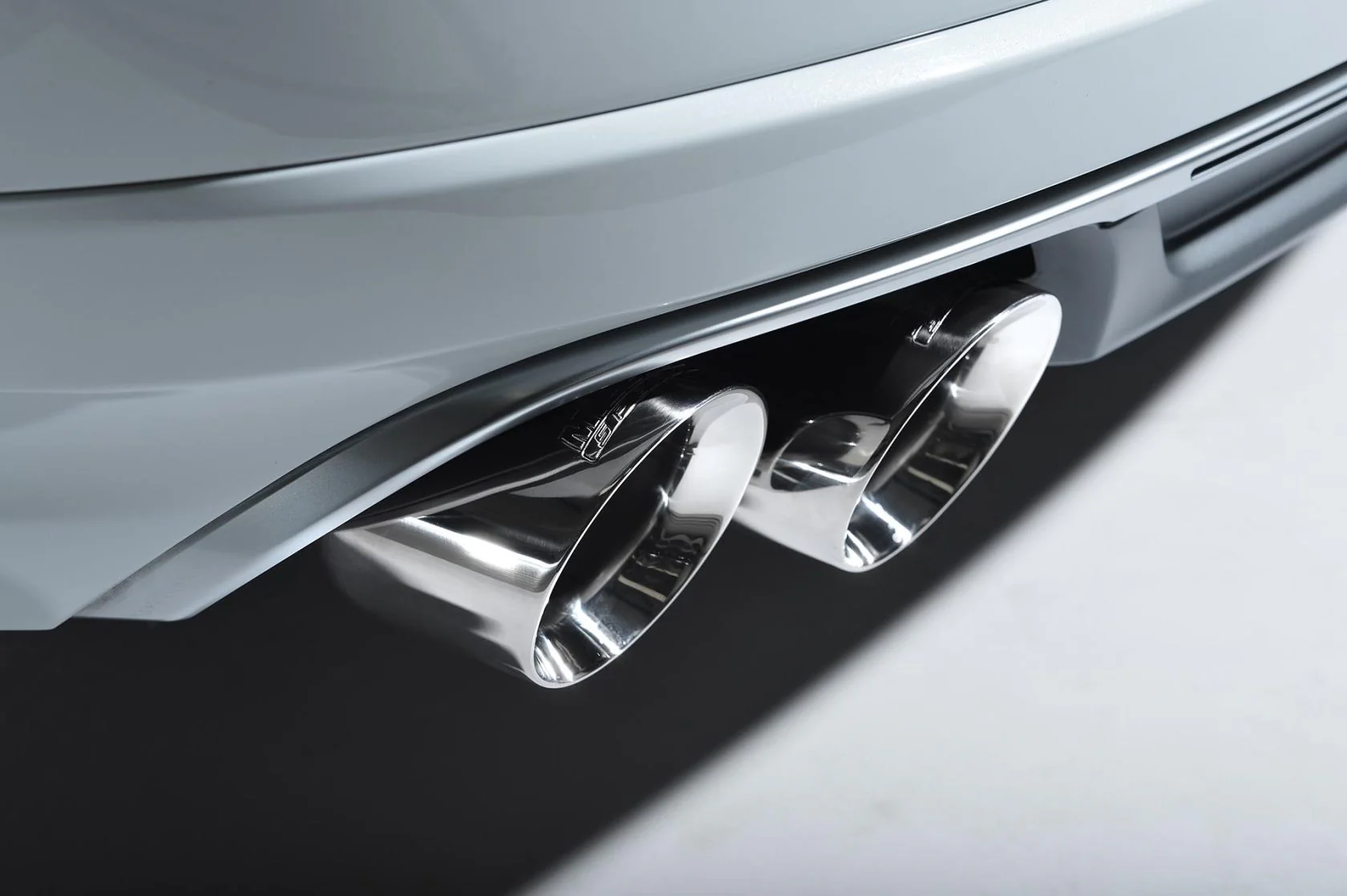Milltek Sport Audi S8 (D4) 4.0TFSI Cat-Back Exhaust - Image 3