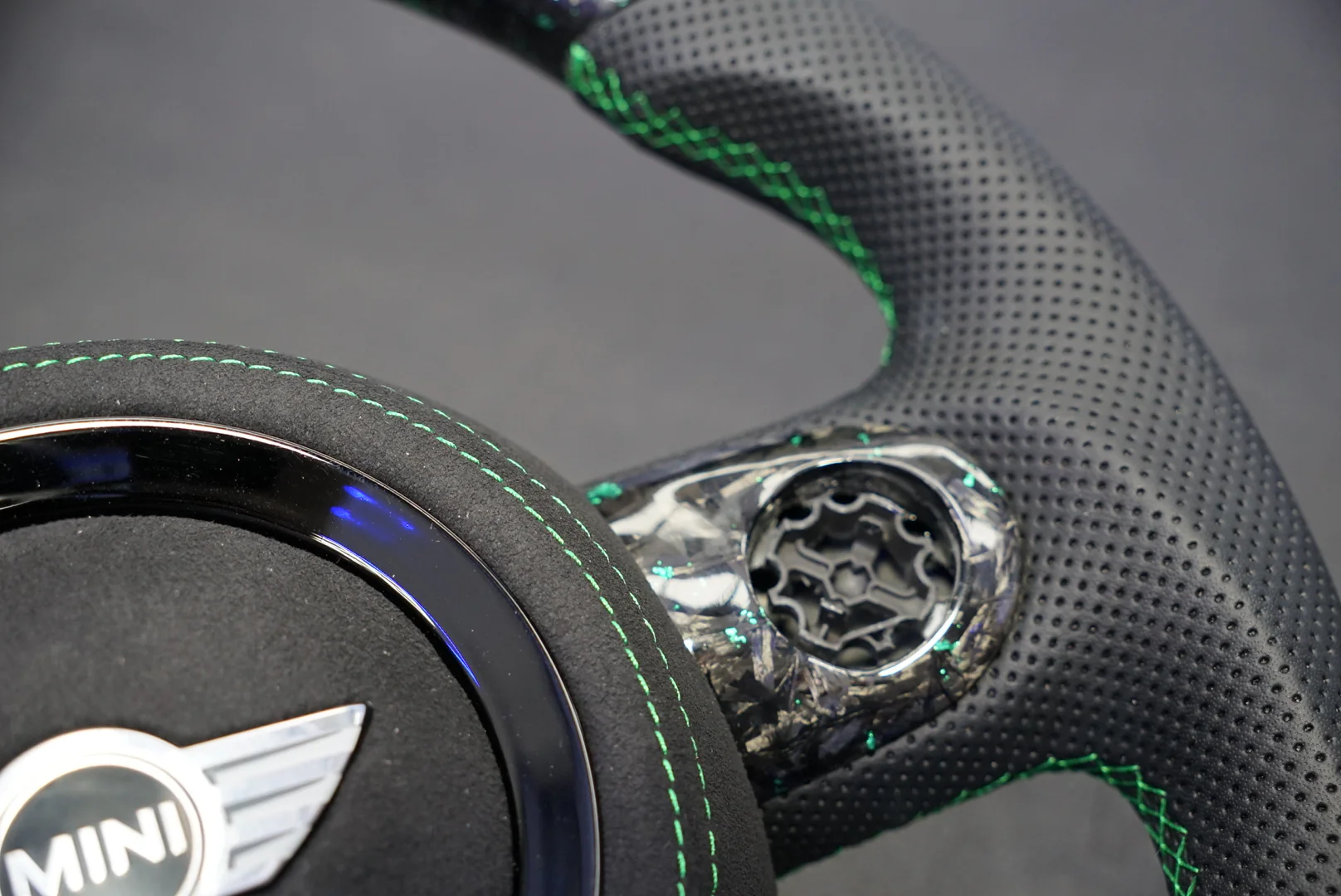 MINI Cooper R56 Forged Carbon Custom Steering Wheel & Airbag Cover 2007 - 2013 (IN STOCK / SWMINIR56.1) - Image 12