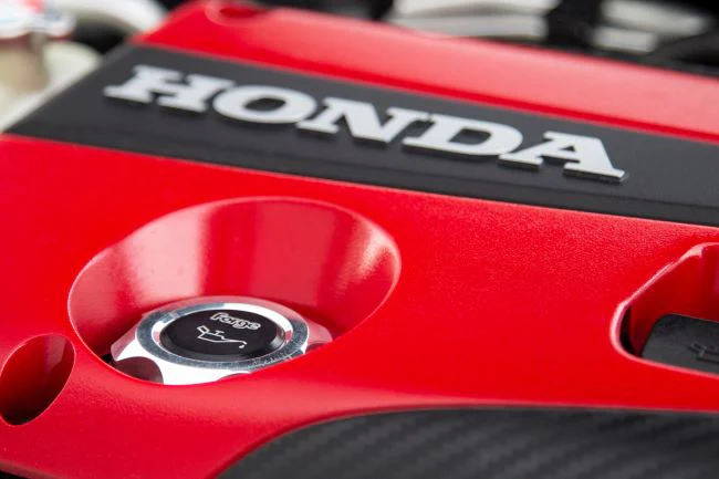 Multi-Application Oil Cap for Hyundai, Honda, Nissan, and Renault - Image 5