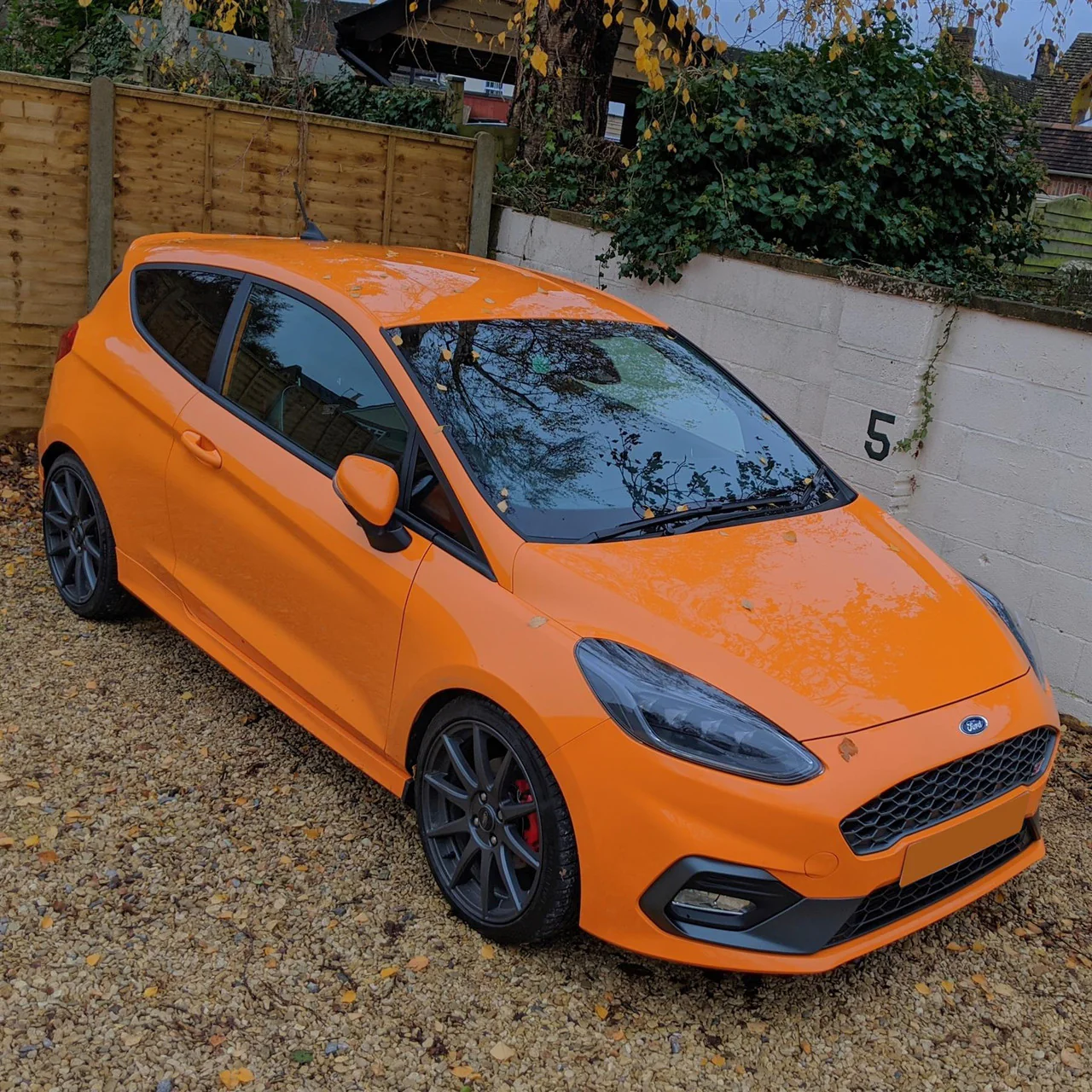 Performance Pleated Induction Kit for MK8 Ford Fiesta ST 1.5 EcoBoost - Black Hose - Image 2