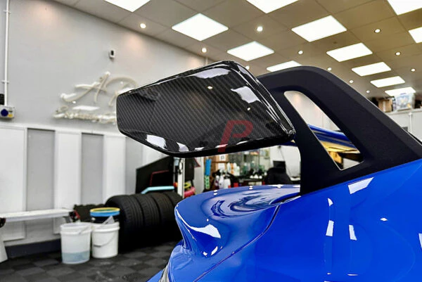Porsche 992 GT3 Carbon Fibre Wing End Plates - Image 2