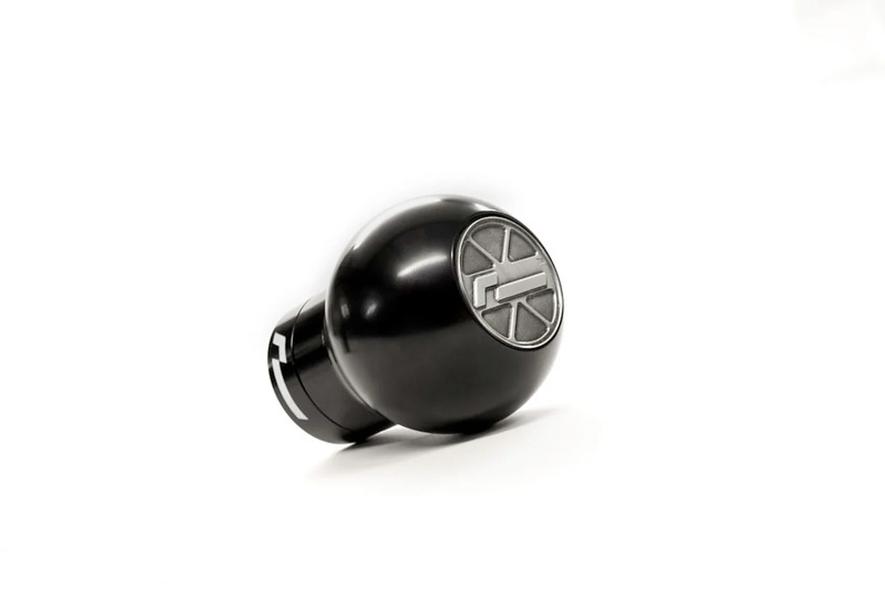 RacingLine Performance Billet Aluminium 'Manual' Gear Knob - Black - MQB / MQB Evo - Image 4