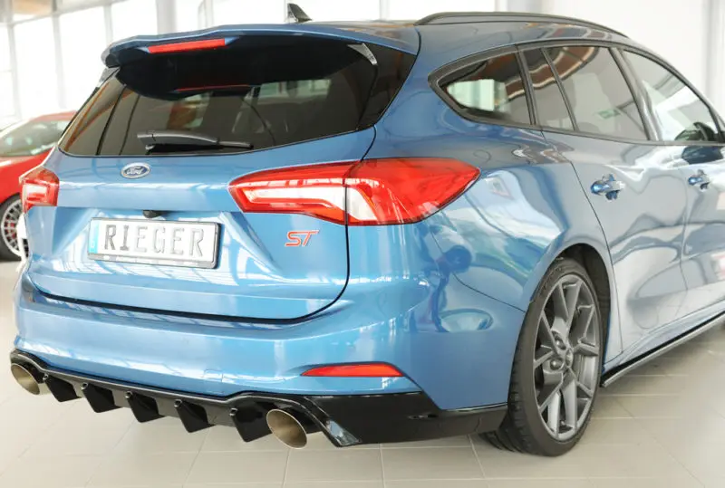 Rieger Ford Focus Mk4 ST Estate Rear Bumper Diffuser – Gloss Black (2018+) - Image 2