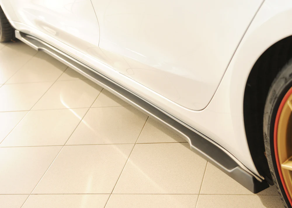 Rieger Tesla Model 3 Side Skirts - Image 3