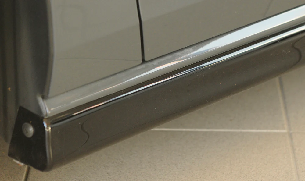 Rieger VW Golf MK8 Inc GTI/GTD/GTE Side Skirts - Image 3