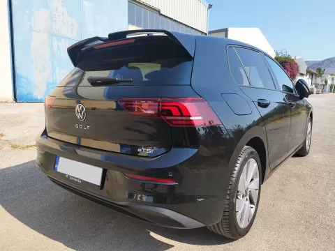 Roof Spoiler V.2 Volkswagen Golf Mk8 - Image 2