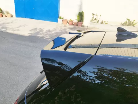 Roof Spoiler V.2 Volkswagen Golf Mk8 - Image 3