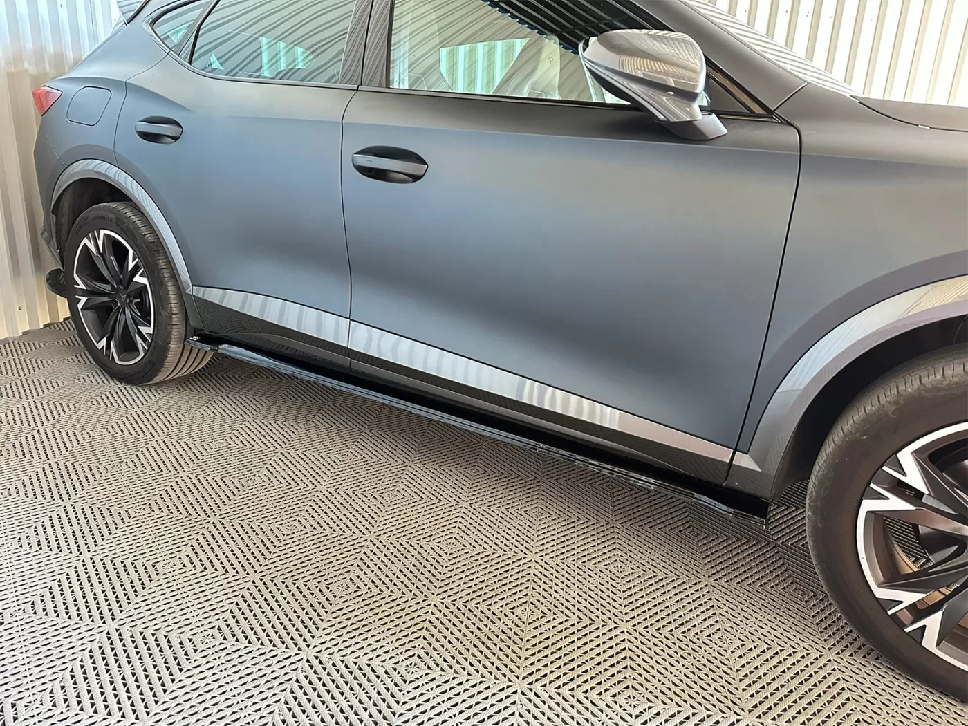 Side Skirts Extensions Cupra Formentor Mk1 - Image 2