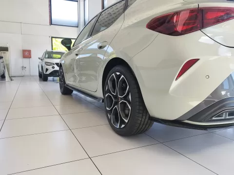 Side Skirts Extensions V.2 Seat Leon Mk4 FR / Cupra Leon Mk1 - Image 3
