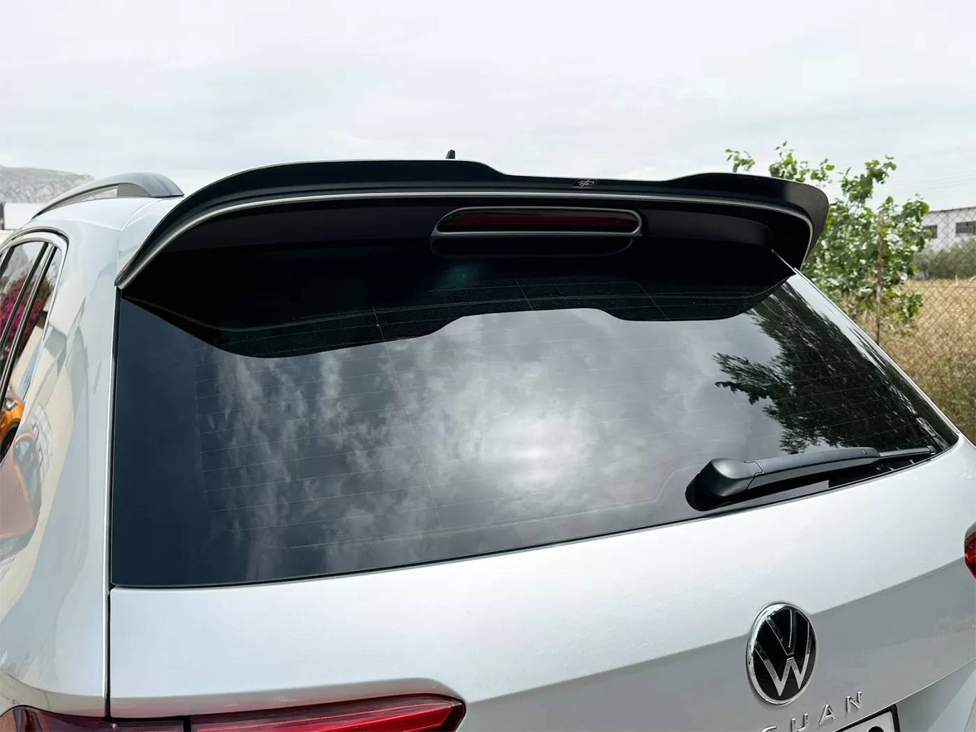 Spoiler Cap Volkswagen Tiguan R / R-Line Mk2 Facelift (2020-2024) - Image 2