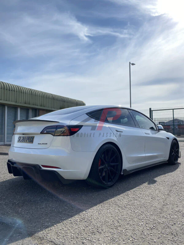Tesla Model 3 Carbon Fibre Side Skirts - Image 2