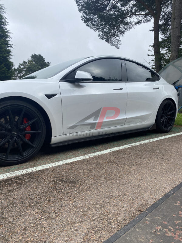 Tesla Model 3 Carbon Fibre Side Skirts - Image 3