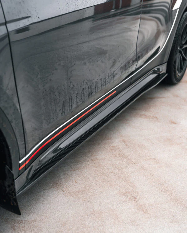 Tesla Model Y Carbon Fibre Side Skirt Replacements - Image 4