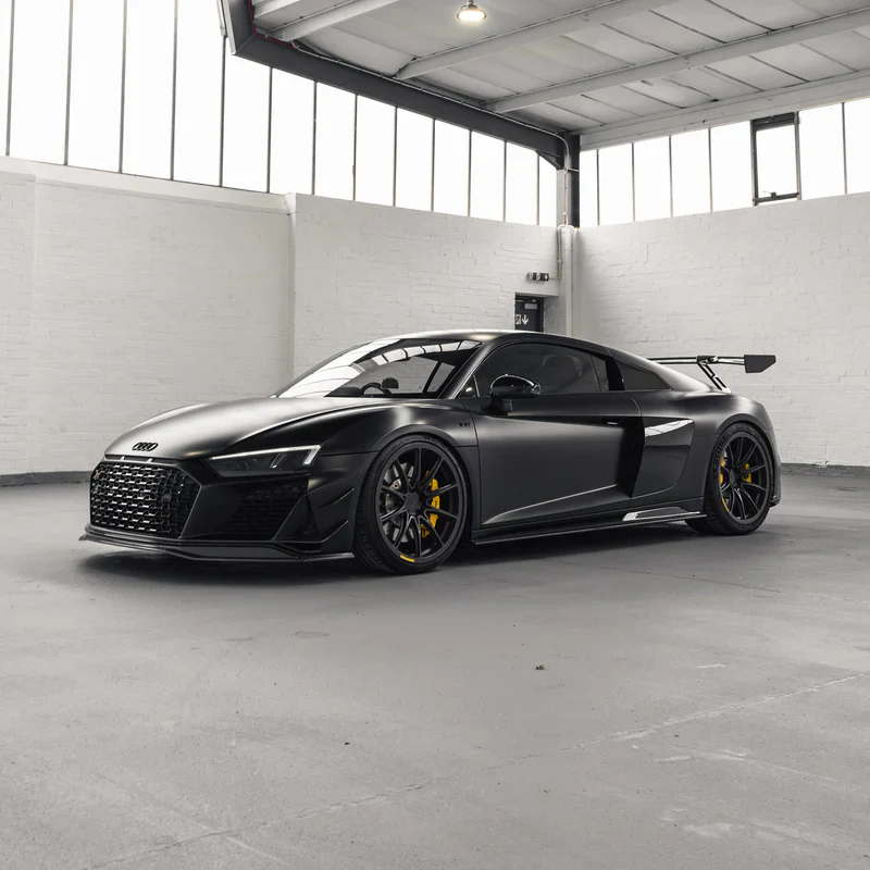 TRE Audi R8 4S Facelift Pre-Preg Carbon Fibre Side Skirts - Image 3
