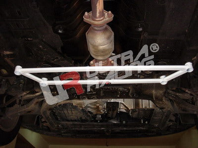 Ultra Racing Hyundai i30 (FD) Front Lower Brace LA4-346