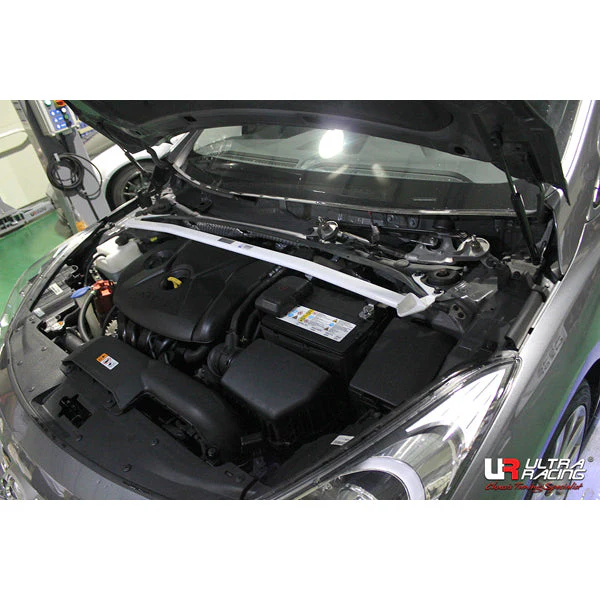 Ultra Racing Hyundai i40 Front Strut Brace URKR-TW2-2754