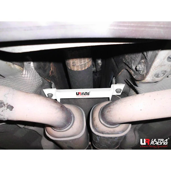 Ultra Racing Mercedes E Class (W210) Mid Lower Brace URML2-2132