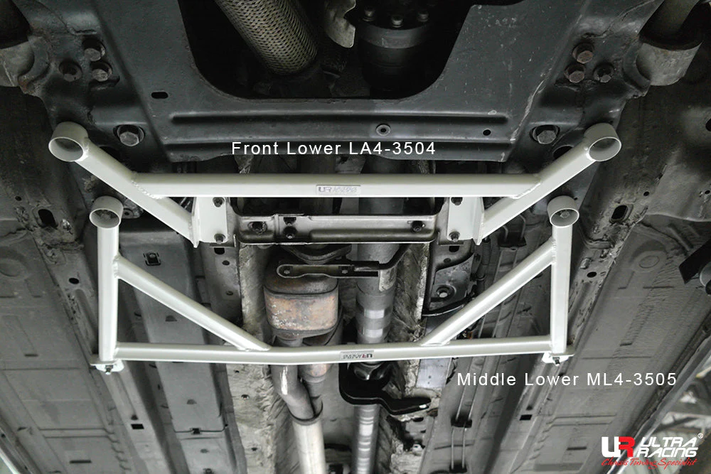 Ultra Racing Alfa Romeo 159 Mid Lower Brace URML4-3505
