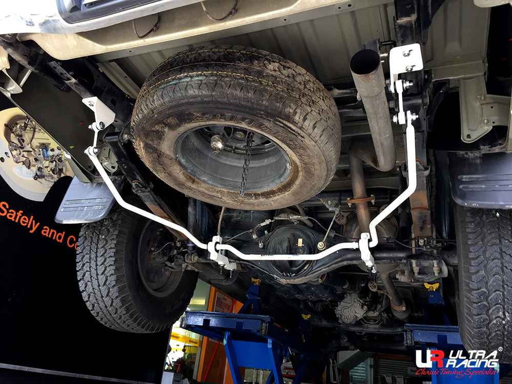 Ultra Racing Toyota Hilux Rear Anti Roll Bar URAR20-111