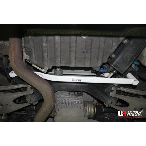 Ultra Racing BMW 1 Series (E82) Rear Lower Brace URCN-RL2-2114