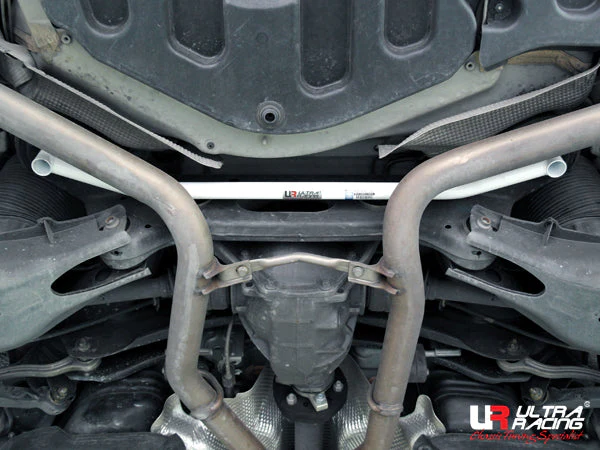 Ultra Racing Mercedes C Class (W204) Rear Lower Brace URRL2-3219