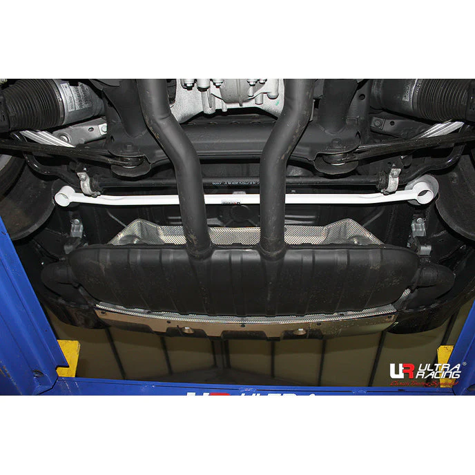 Ultra Racing Audi Q7 Rear Lower Brace URKR-RL2-3308
