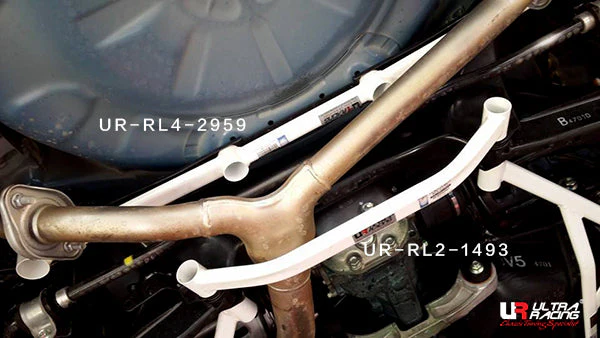 Ultra Racing Subaru Impreza GJ Rear Lower Brace URTW-RL4-2959