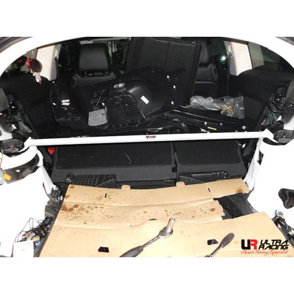 Ultra Racing Land Rover Range Rover Evoque Rear Strut Brace URRE2-1801