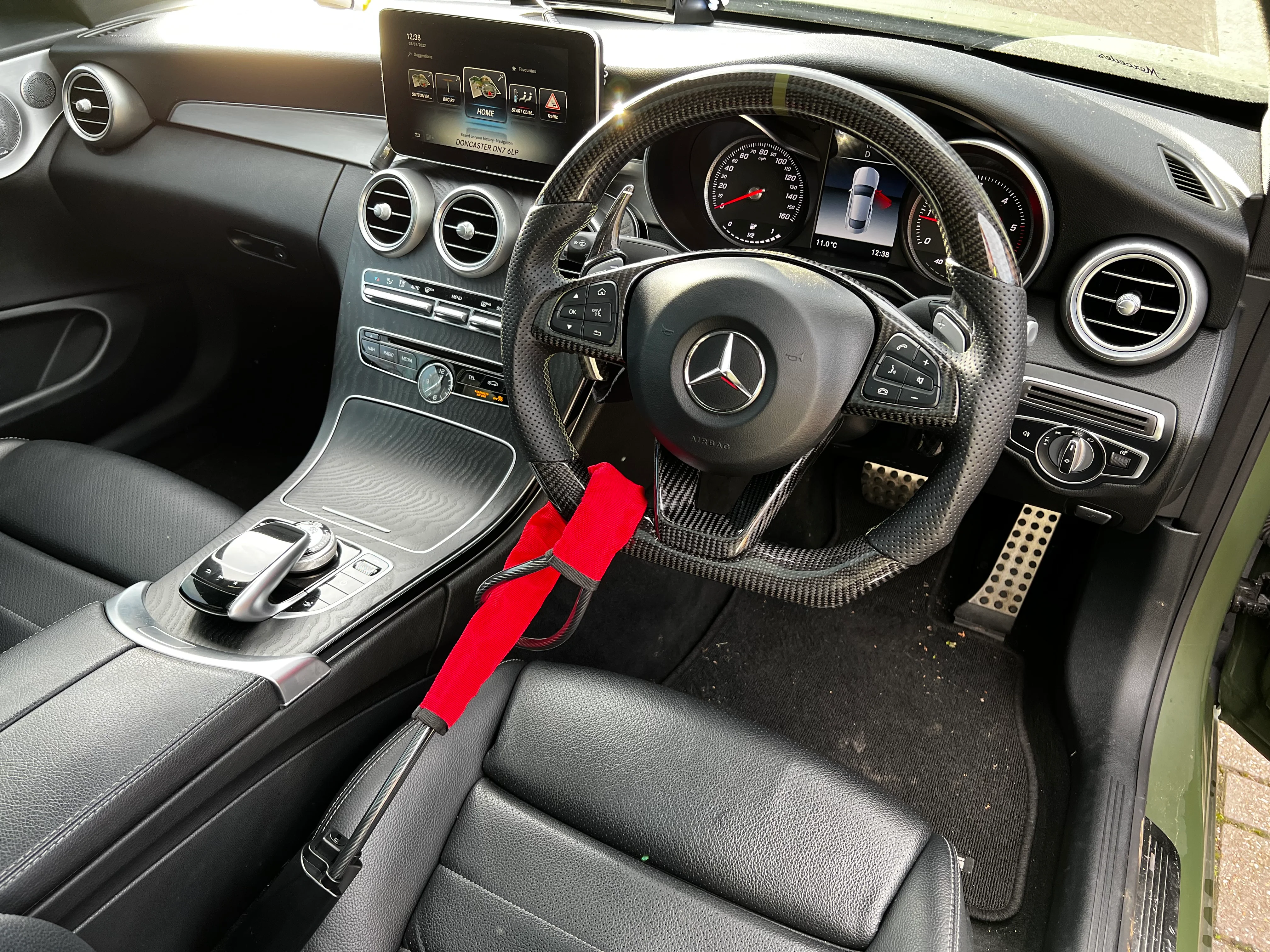 Universal Car Steering Wheel Seat Belt Lock (Anti Theft Device) - Image 3