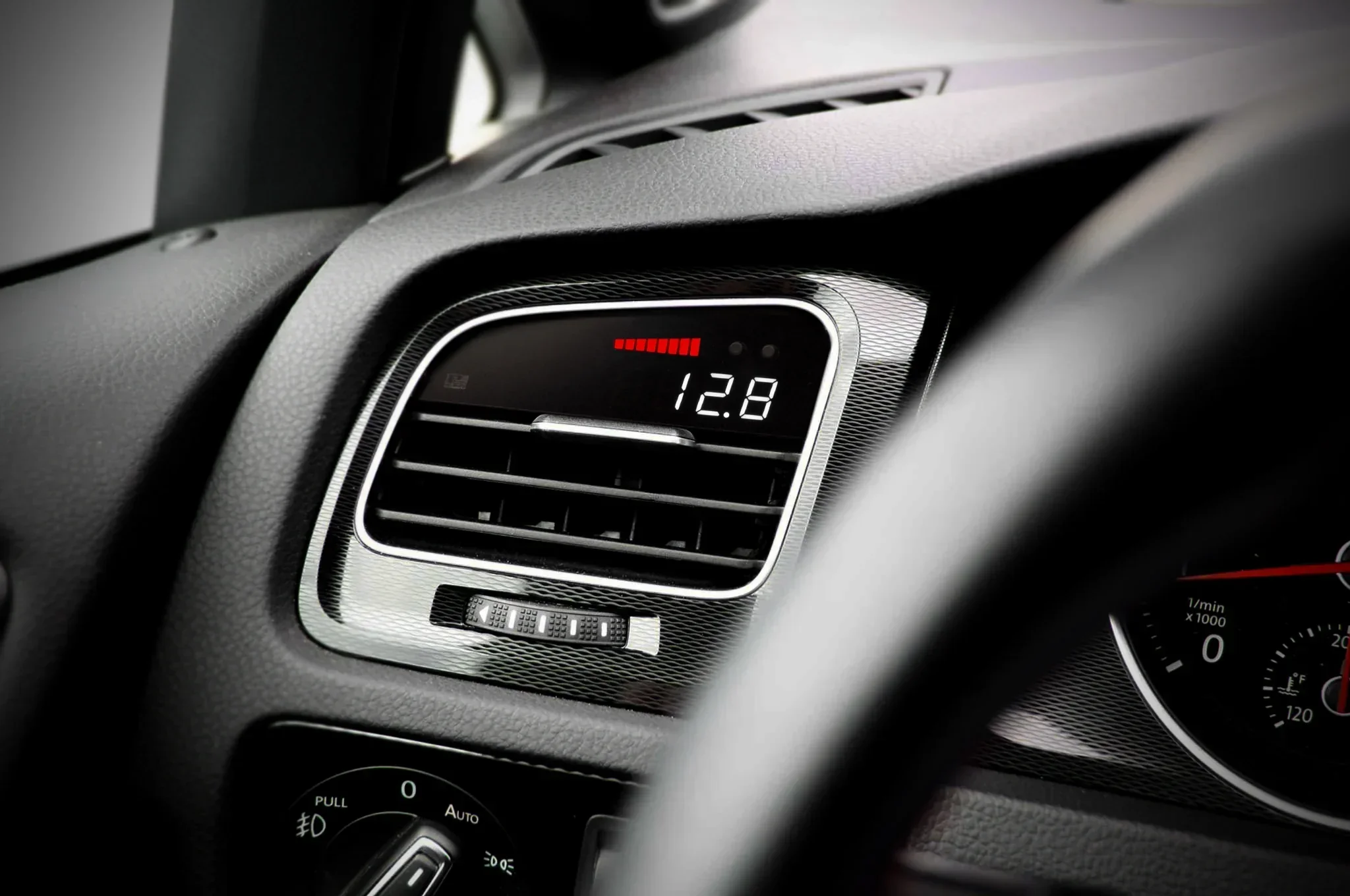 P3 Gauge - VW Golf / GTI MK7