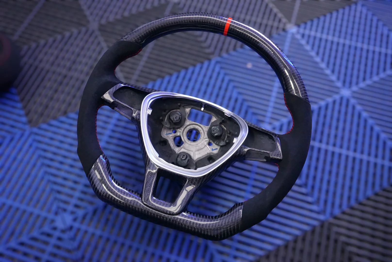 Volkswagen Multi Model Carbon Fibre Steering Wheel (Custom) - Image 5