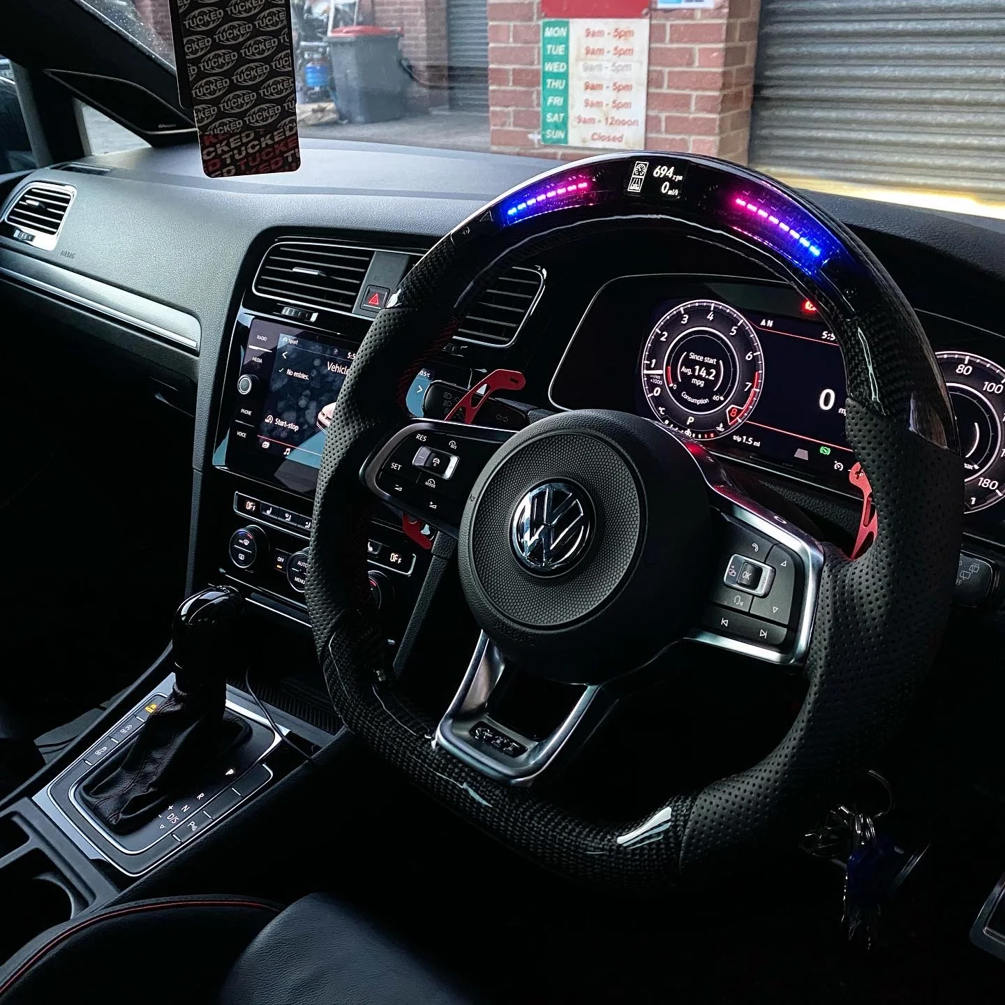 Volkswagen Polo 6C GTI / GT / R Line LED Display Carbon Fibre Steering Wheel (LED CUSTOM / 2014 - 2017 Models) - Image 2