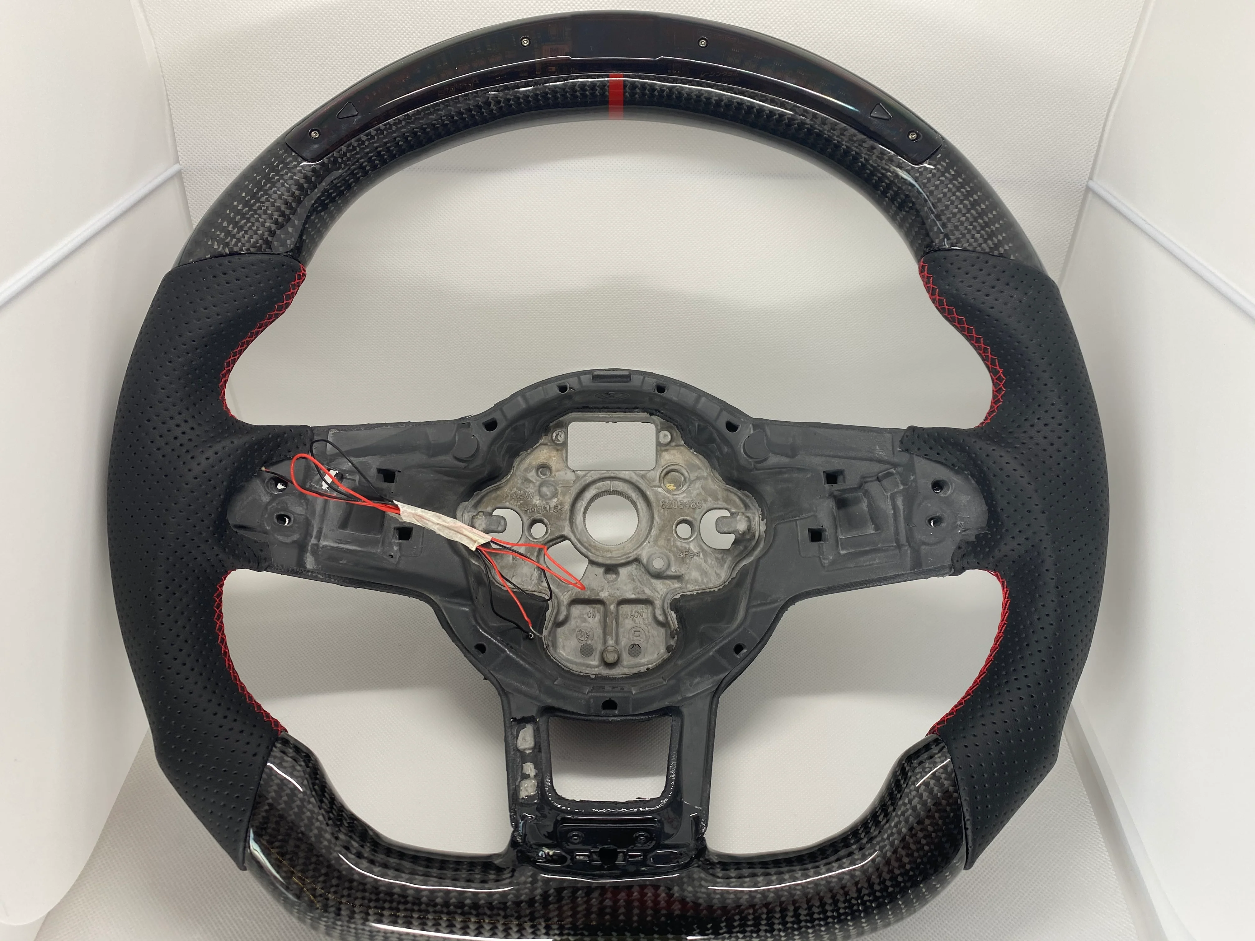 Volkswagen Polo 6C GTI / GT / R Line LED Display Carbon Fibre Steering Wheel (LED CUSTOM / 2014 - 2017 Models) - Image 6