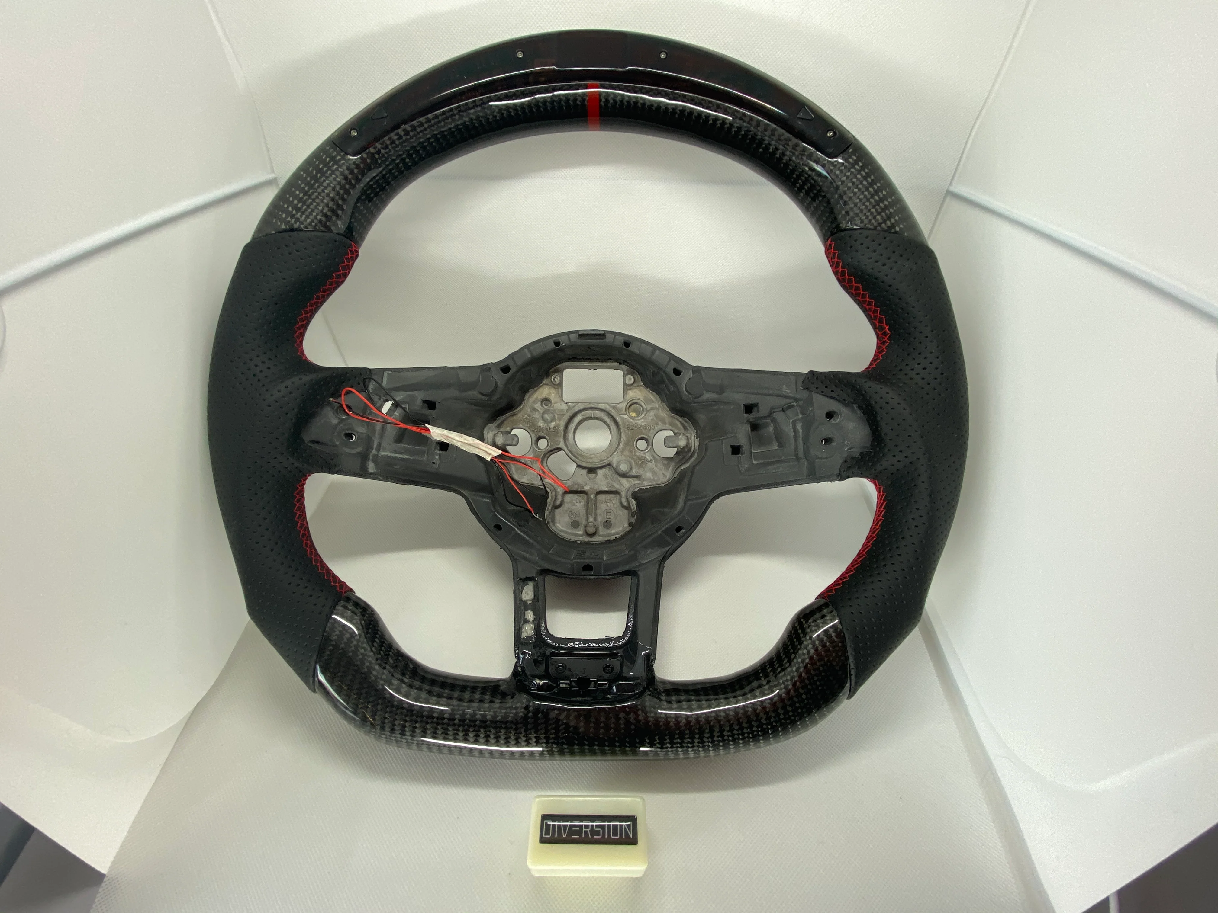 Volkswagen Polo 6C GTI / GT / R Line LED Display Carbon Fibre Steering Wheel (LED CUSTOM / 2014 - 2017 Models) - Image 8