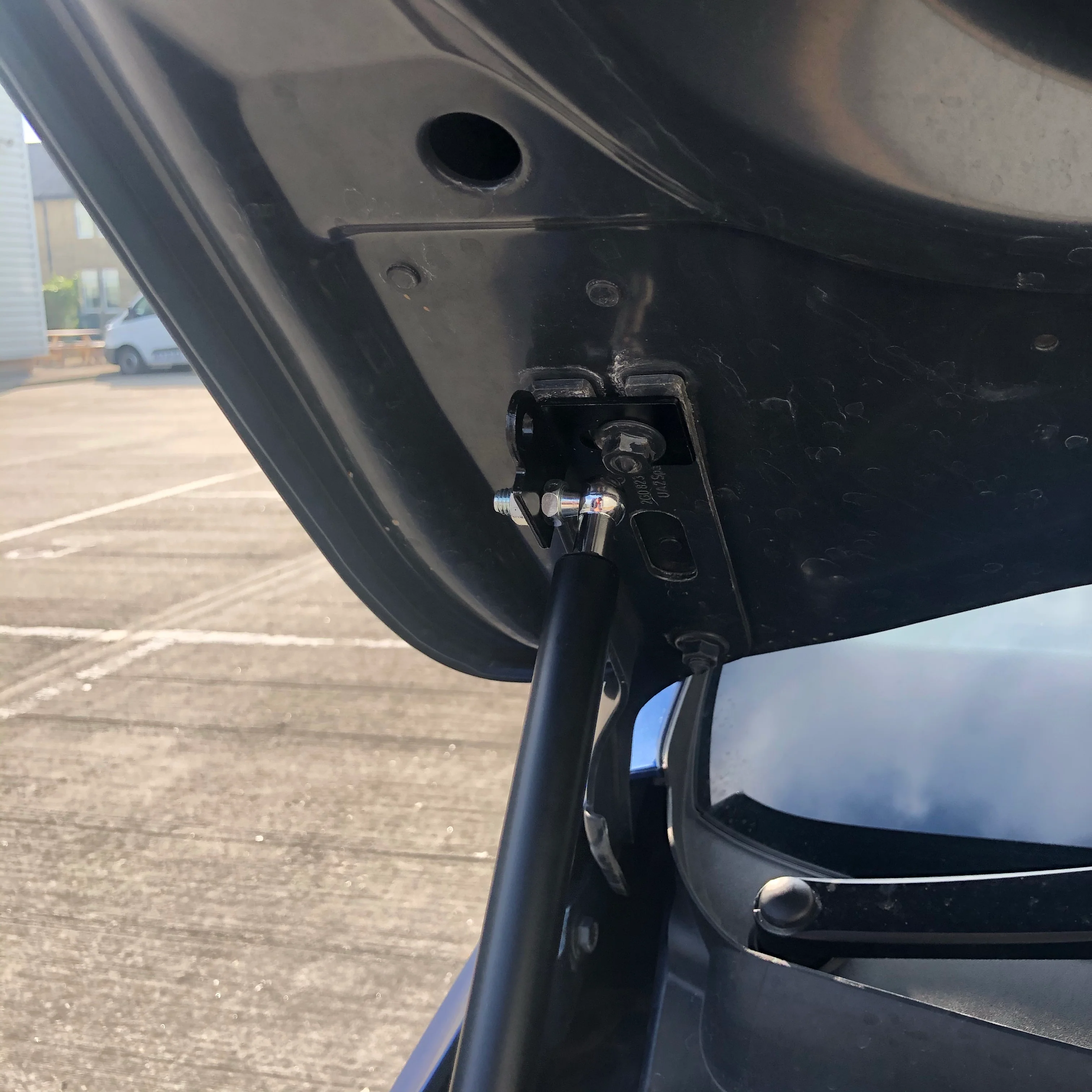ELEVATE Volkswagen Polo AW Gas Bonnet / Hood Struts (2018+ Models / MK6) - Image 6