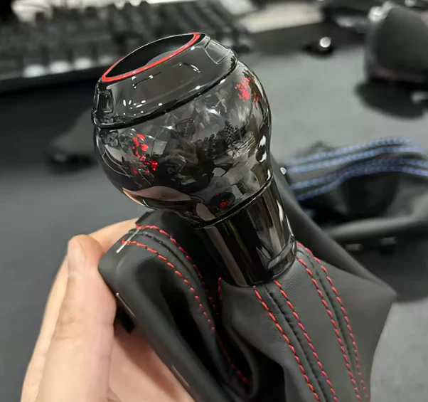 Volkswagen VW DSG Round Gear Selector Knob Forged Carbon GTI / R /Logo - Image 2